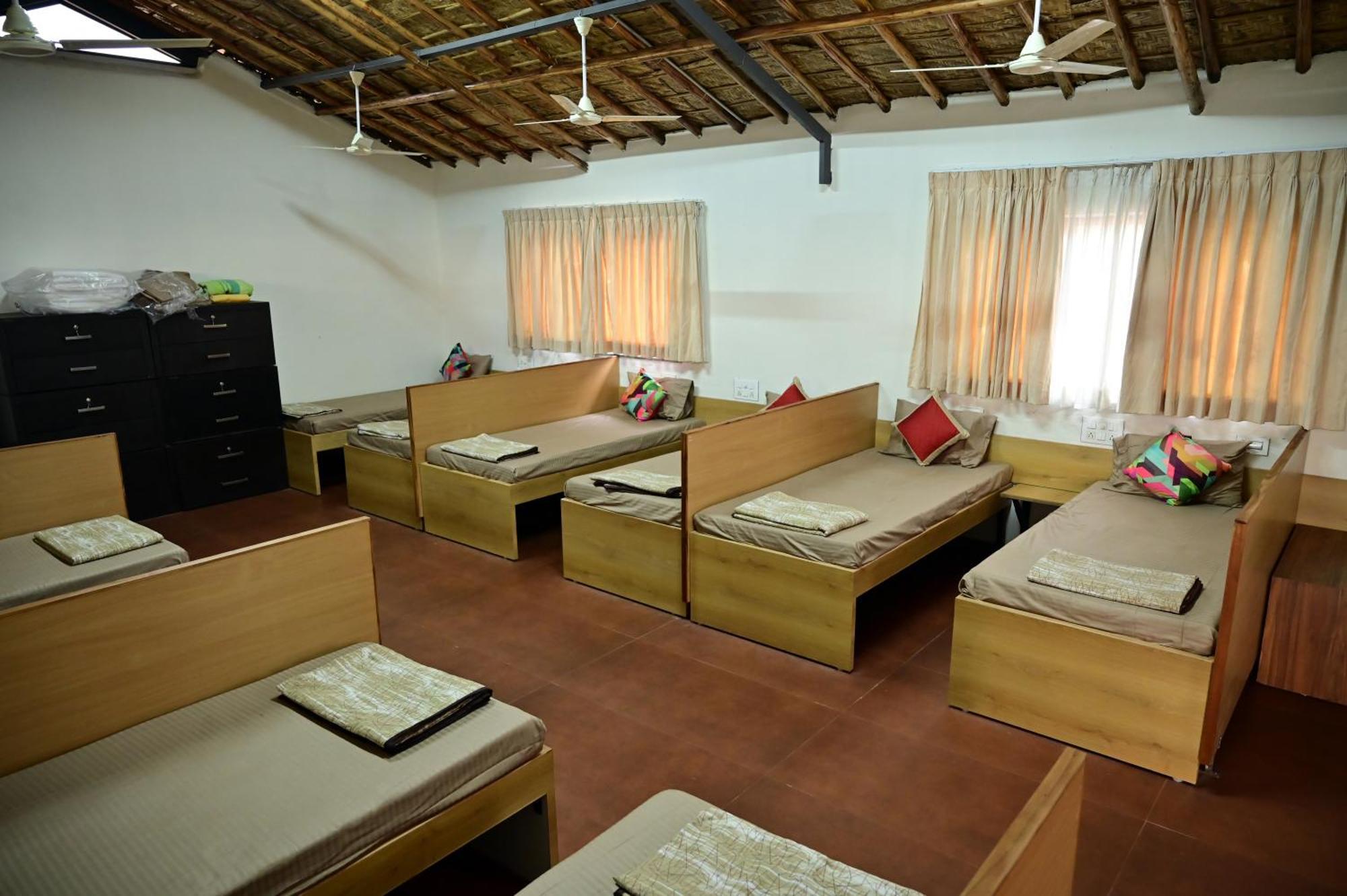 The Hampi Cafe Hotel Exterior foto